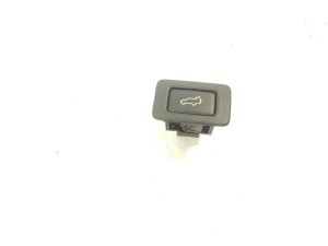 83002AL040 (SUBARU) Кнопка открытие багажника из салонаSubaru Outback 14-21