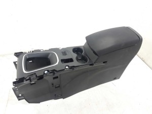 969108008R (RENAULT) Консоль центральна підлокітникRenault Kadjar 15-22