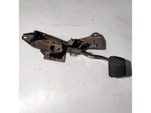 BBM343300F (MAZDA) Педаль тормоза АКПП металлMazda 3 09-13 Mazda 3 13-19