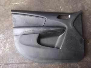 1QF211X9AG (DODGE) Карта двери передней левой кожа