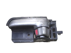 8313063J20FC6 (SUZUKI) Ручка двери внутренняя леваяSuzuki Swift 04-10