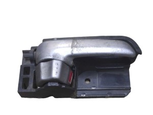 8311063J20FC6 (SUZUKI) Ручка двери внутренняя праваяSuzuki Swift 04-10