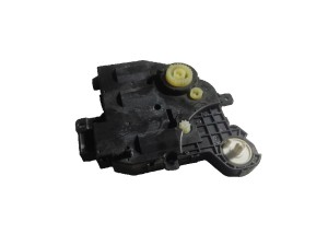 0638009004 (TOYOTA) Кроковий двигун пічкиToyota C-HR 16-