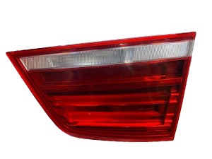 63217217314 (BMW) Фонарь внутренний правый LED