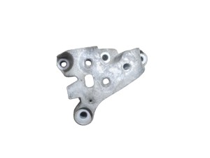 68271540AA (JEEP) Кронштейн подушки двигуна лівийJeep Cherokee 13-23