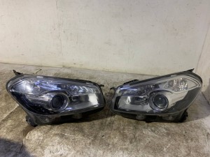 26010BR61B (NISSAN) Фара ксенон комплект 10- АнглияNissan Qashqai 07-14