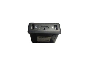 280237850R (RENAULT) Роз’єм AUX USB зарядкиRenault Koleos 16- Renault Kadjar 15-22 Renault Espace 15-