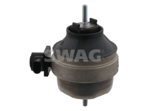 30932642 (SWAG) Опора двигателя правая леваяVW Passat B5 96-05 Audi A6 97-04 Skoda Superb 01-08