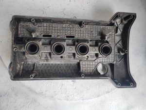 A1110100530 (MERCEDES-BENZ) Крышка клапанная 2.0MPI 16V