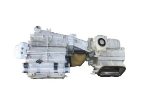 MR500396 (MITSUBISHI) Корпус печки климатконтрольMitsubishi Pajero III 00-07