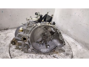 20UM16 (PEUGEOT) КПП 5 ступ гидр R15 отжим 2.2HDI 8V