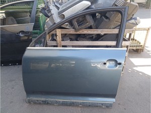 7L0831055L (VW) Дверь передняя левая