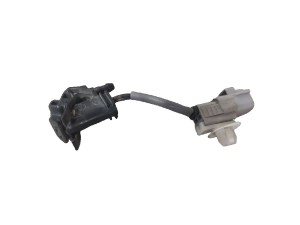 8538160130 (TOYOTA) Форсунка омывателя лобового стекла с подогревомToyota Land Cruiser 200 07-21