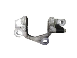 KD623908YB (MAZDA) Кронштейн подушки КППMazda 3 13-19 Mazda 6 12- Mazda CX-5 12-17