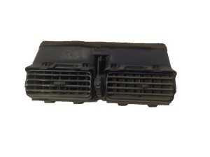 5567060060 (TOYOTA) Дефлектор торпедо центральныйToyota Land Cruiser Prado 90 96-02