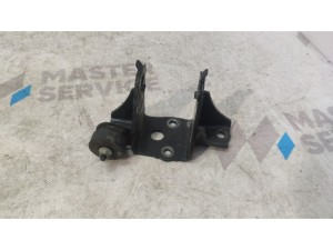 1232526030 (TOYOTA) Кронштейн подушки двигателя левойToyota RAV4 05-13