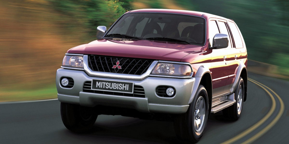 Toyota Fortuner и Mitsubishi Pajero Sport − сравнение рамных внедорожников