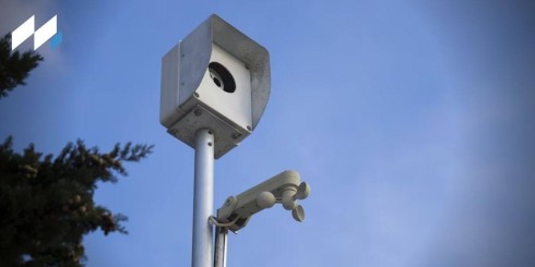 Полиция выплатит $50 000 мужчине, который предупреждал о радаре