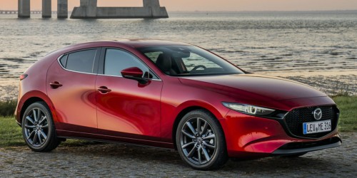 Mazda 3 2019: инновационный двигатель и упрощенная подвеска