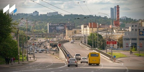 В Києві не припиняють ремонтувати дорожню інфраструктуру